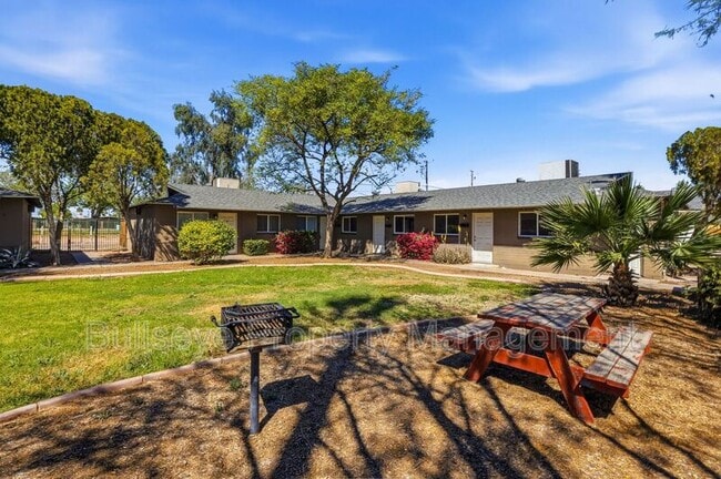 Photo - 3308 N 66th St House