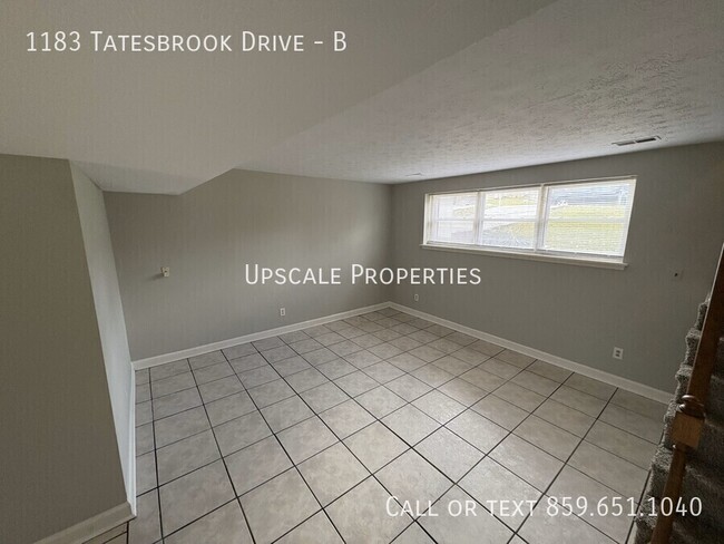 Foto del edificio - 1183 Tatesbrook Dr