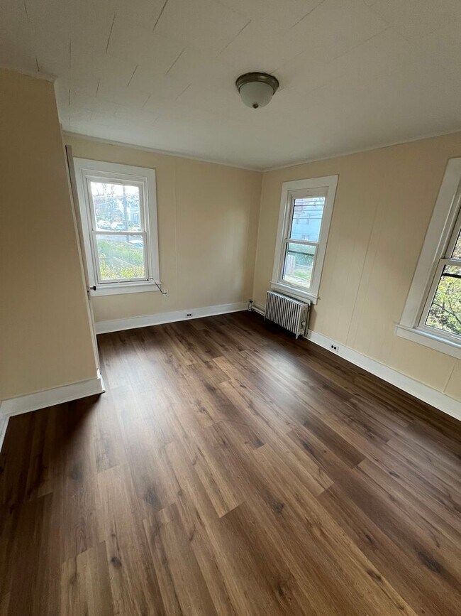 Foto del edificio - 1742-1744 Wayne Ave