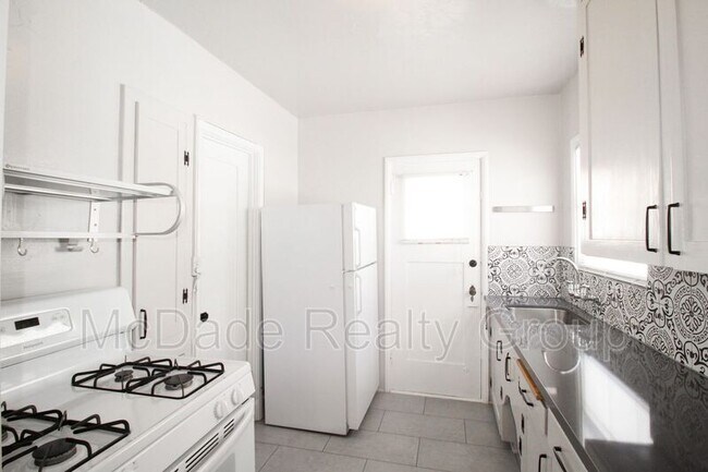 Foto del edificio - 4115 1/2-3787 Park Blvd