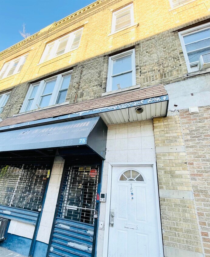 75 M.L.K. Drive Unit 1, Jersey City, NJ 07305 Condo for Rent in