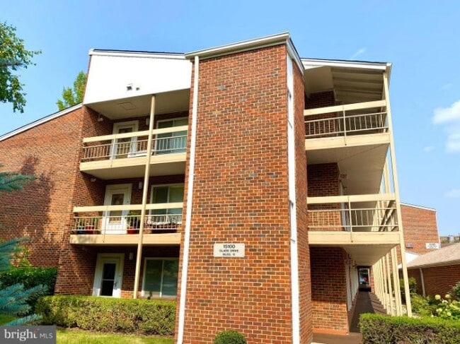 Building Photo - 15100 Glade Dr