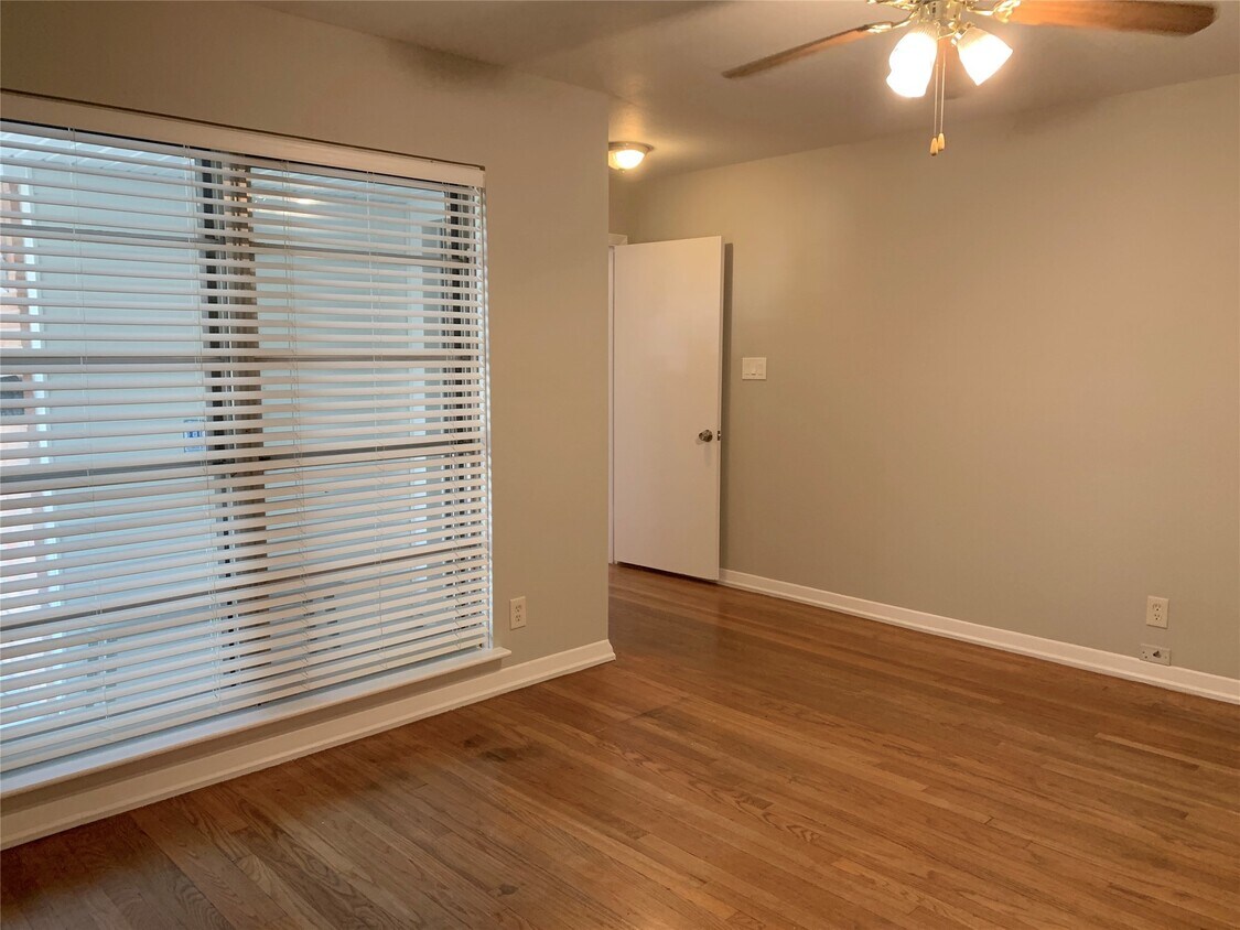 Foto principal - 4423 Warm Springs Rd