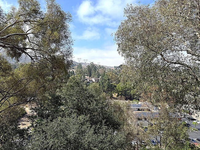 Foto del edificio - 545 S Ranch View Cir