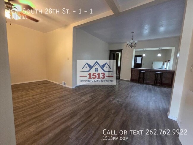 Building Photo - 746 S 28th St