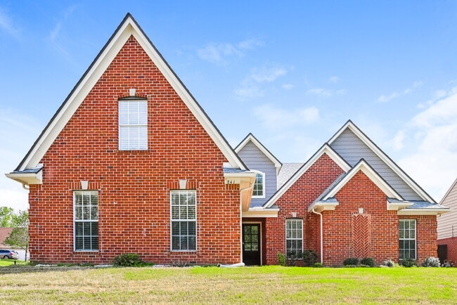 Building Photo - 841 Cedar Trace Cir