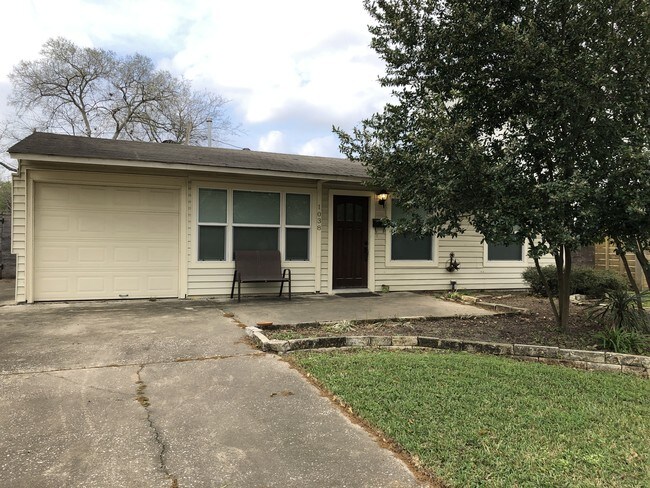 Lovely home on a quiet street. - 1038 Rosepoint Dr
