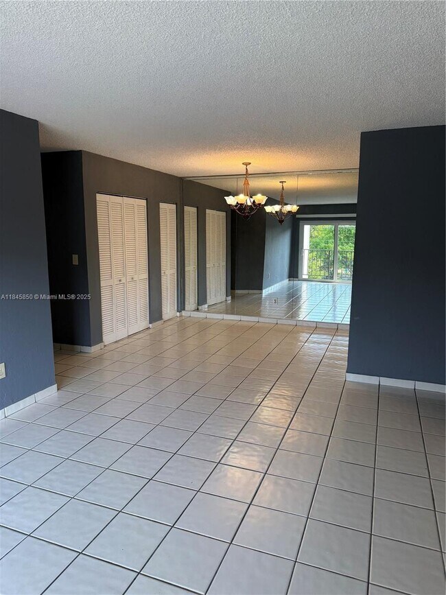 Foto del edificio - 5501 NW 7th St