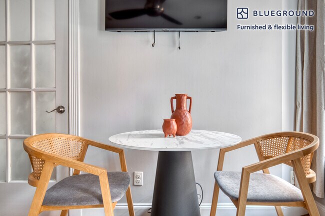 Foto del edificio - 232 Elizabeth St