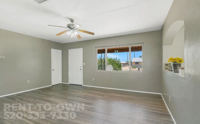 Foto del edificio - 418 E McMillan Dr