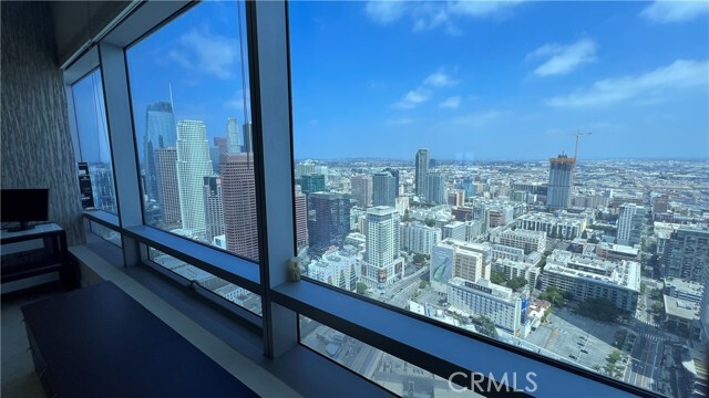 Foto del edificio - 900 W Olympic Blvd