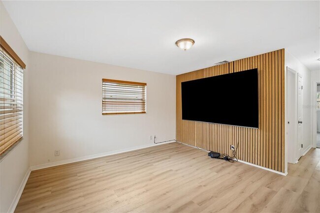 Foto del edificio - 6610 S Mascotte St