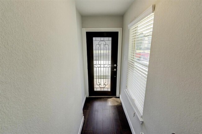 Foto del edificio - 10824 Brittmoore Oaks Pl