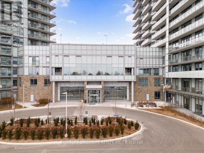 Building Photo - 4675-PH4675 Metcalfe Ave