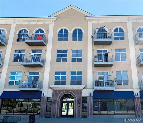 Building Photo - 2900 N Downing St