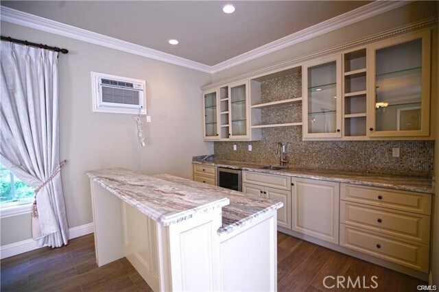 Foto del edificio - 445 Walnut Ave