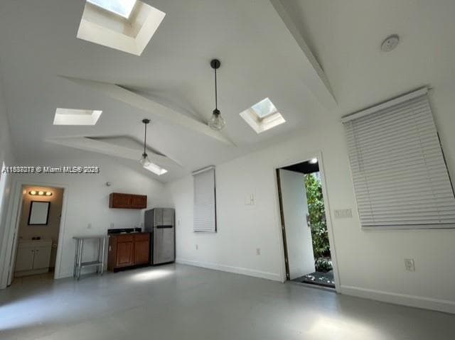 Foto del edificio - 118 NW 24th St