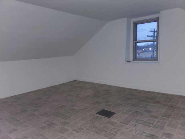 4 Bedroom PHA - 4 Bedroom PHA House