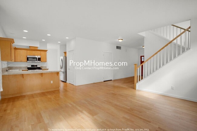 Foto del edificio - Spacious Bull Mountain 4 Bedroom Home - Huge Yard!