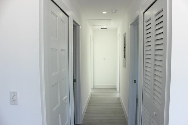 Building Photo - 85 Coco Plum Dr