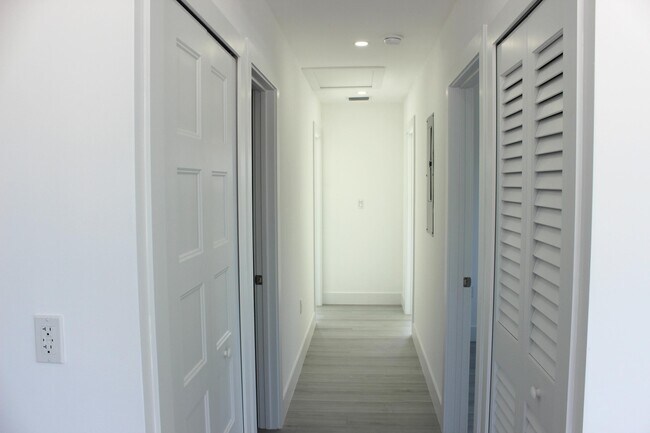 Foto del edificio - 85 Coco Plum Dr