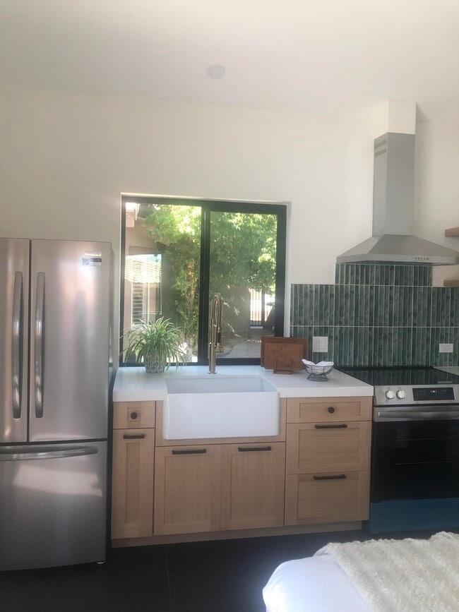 Building Photo - 44210 Dalea Ct