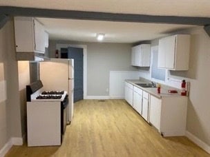 Building Photo - 1818 6 Ct