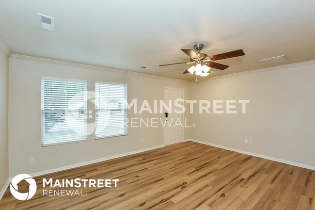 Building Photo - 126 Lockport Dr