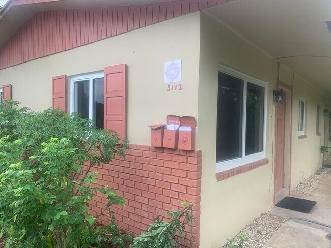 Mailbox - 3112 SW 12th Plz