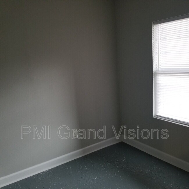 Foto del edificio - 140 N 17th St