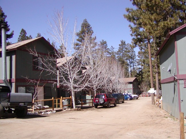 Building Photo - Stage Coach Lodge