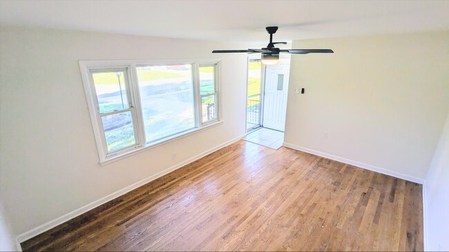 Foto del edificio - 845 Florland Dr
