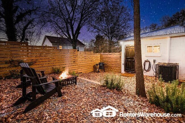 Foto del edificio - 958 Smith St SW