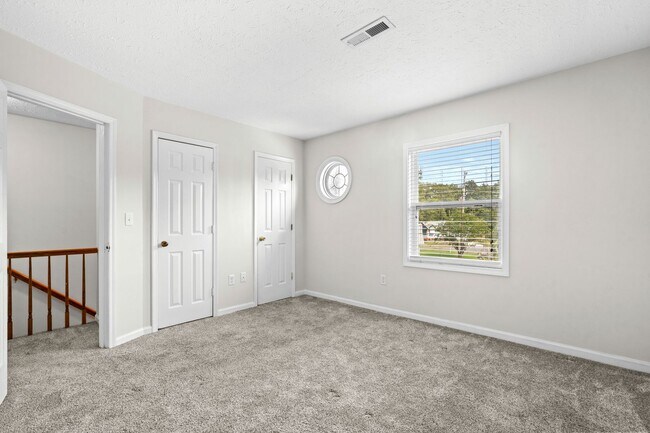 Foto del edificio - 8 Blocks to the Beach!!