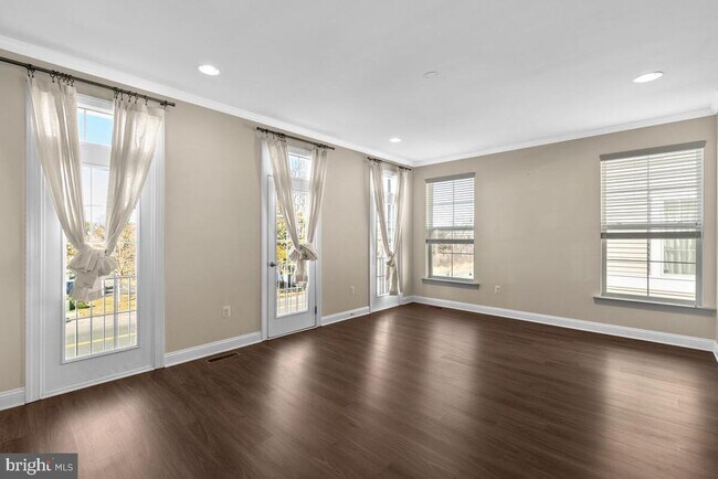 Building Photo - 22890 Oakgrove Rd