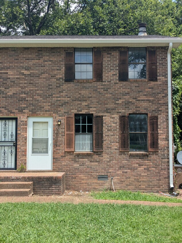Foto principal - 3722 Wharton Dr