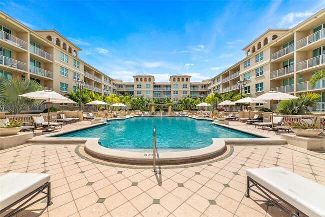 Foto del edificio - 99 SE Mizner Blvd