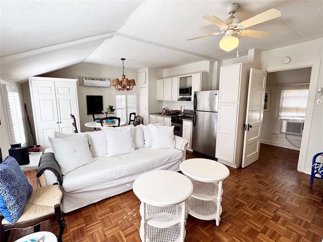 Foto del edificio - 4416 Westway Ave