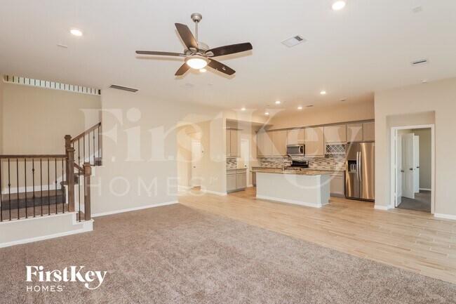 Foto del edificio - 4615 Red Yucca Dr