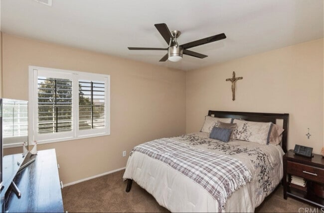 Building Photo - 13744 Dellbrook St