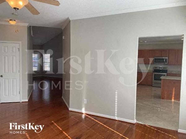 Foto del edificio - 1410 Phifer-Luther Ct