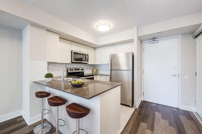 Building Photo - Forest Suites