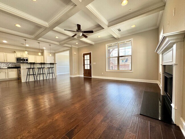 Foto del edificio - 4 Bedroom, 2.5 Bath Home w/ Fenced Backyar...