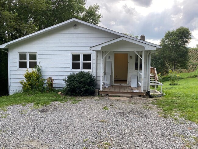 Building Photo - 172 Clay Hodges Rd