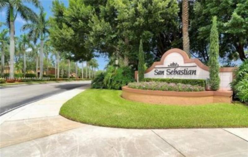 Primary Photo - 1318 Veracruz Ln