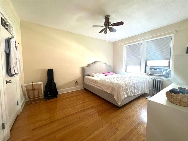 Foto del edificio - 145 Englewood Ave