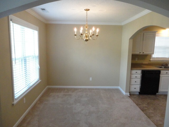 Building Photo - 3643 Signet Dr