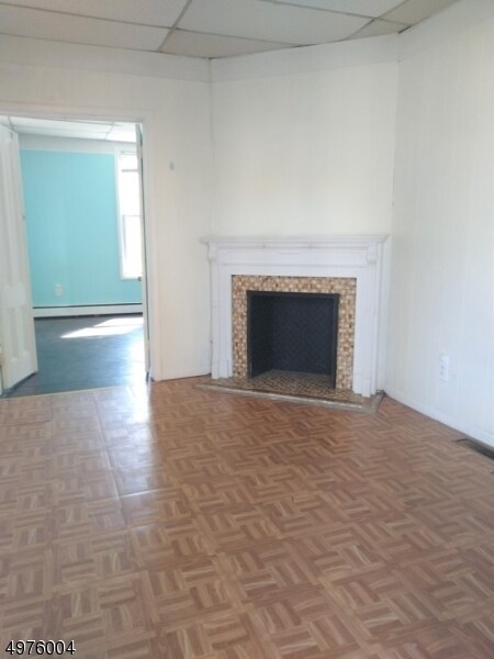 Building Photo - 362 S Orange Ave