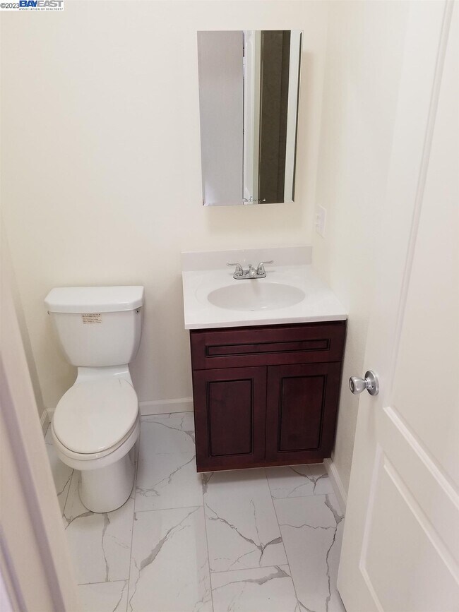 Foto del edificio - 9607 Elmview Dr