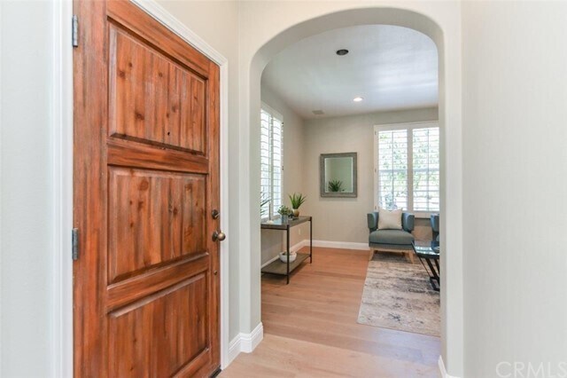 Building Photo - 41 Gardenpath